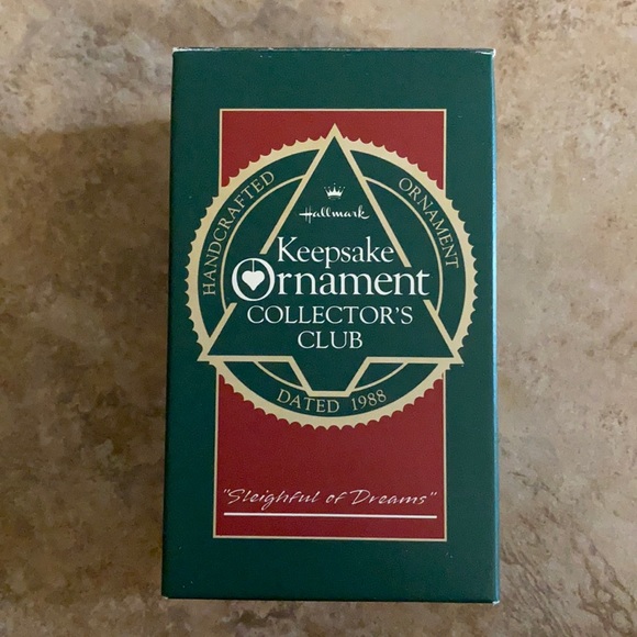 Vintage 1988 “Sleighful of Dreams” Hallmark Ornament Collector’s Club w/ Box - Picture 9 of 13